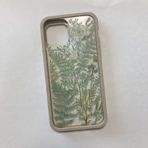 iPhone 12/12 Pro Pela Clear Case Herbarium